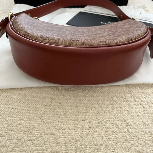 Coach Red and Tan Shoulder Bag - Picture 10 of 12